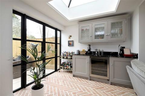 14 Chalfont Road, Seer Green, Beaconsfield, HP9 2YG