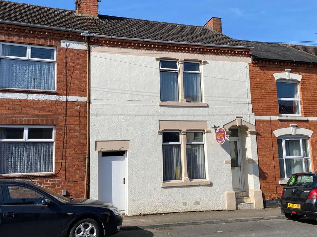 Byron Street, Poets Corner, Northampton NN2 7JE 3 bed terraced house
