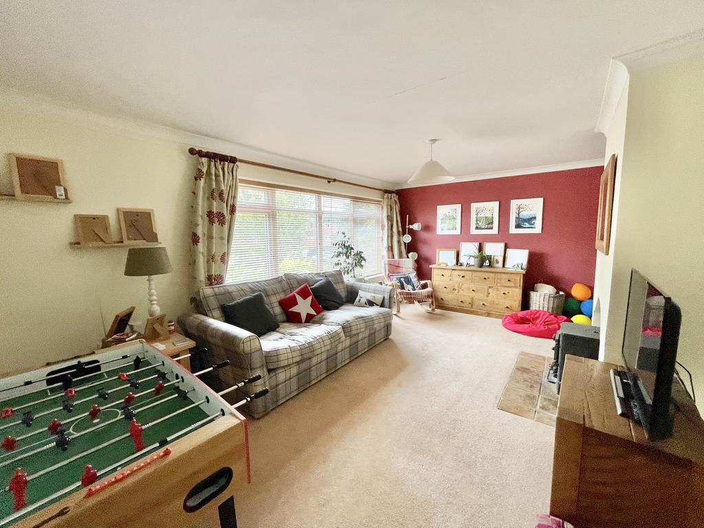 Bridgetown Road, StratforduponAvon... 4 bed detached house £695,000