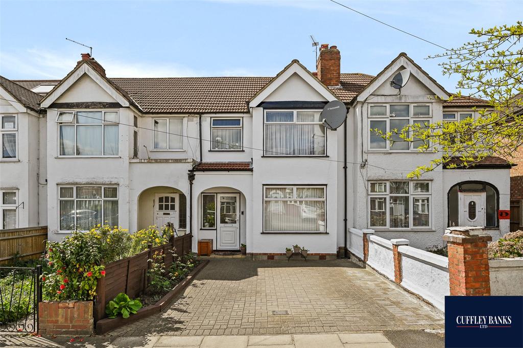 Barmouth Avenue, Perivale, Middlesex, UB6 3 bed terraced house for sale