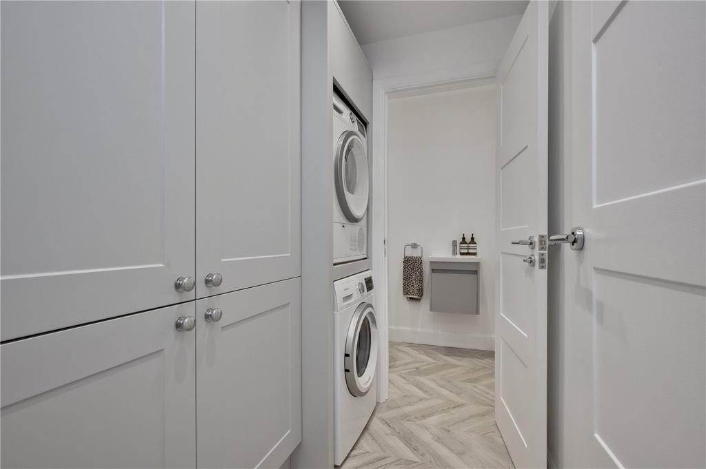 Utility &amp; Cloakroom