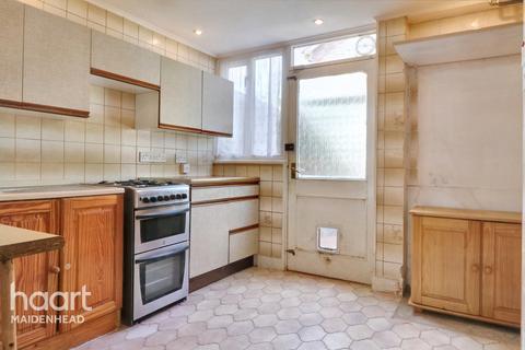 112 Brunel Road, Maidenhead, SL6 2RN