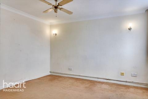112 Brunel Road, Maidenhead, SL6 2RN