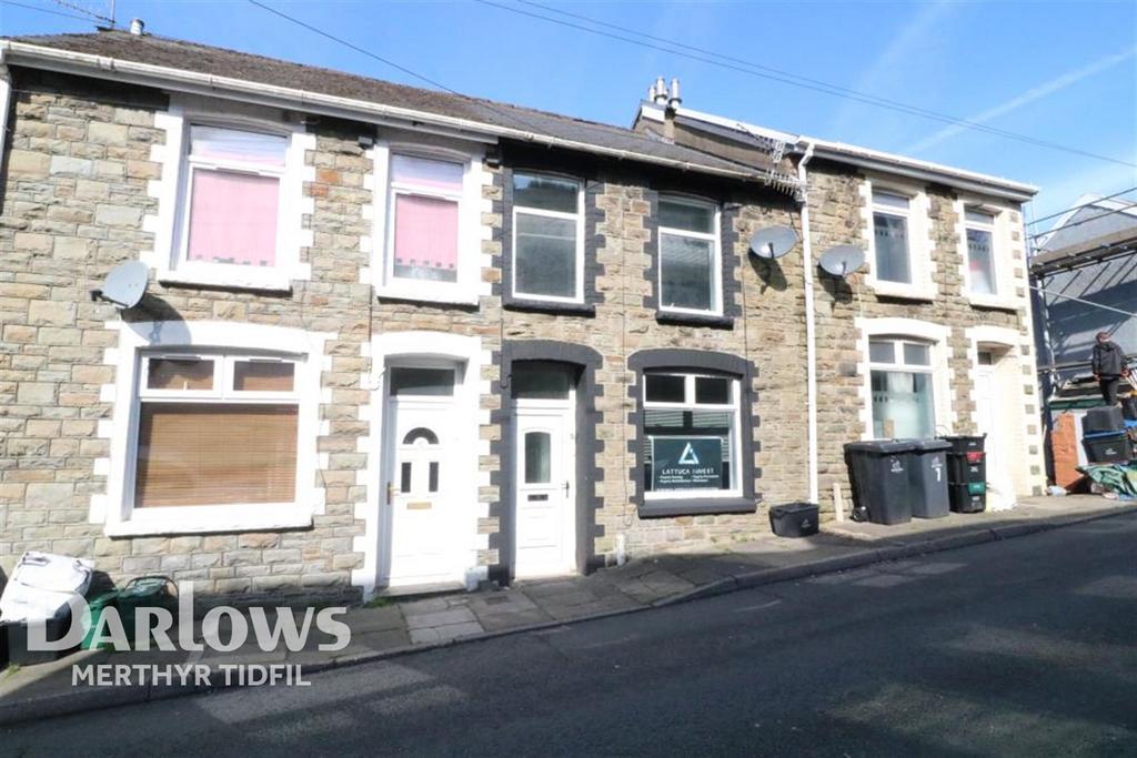 Abertillery, NP13 3 bed terraced house to rent £700 pcm (£162 pw)