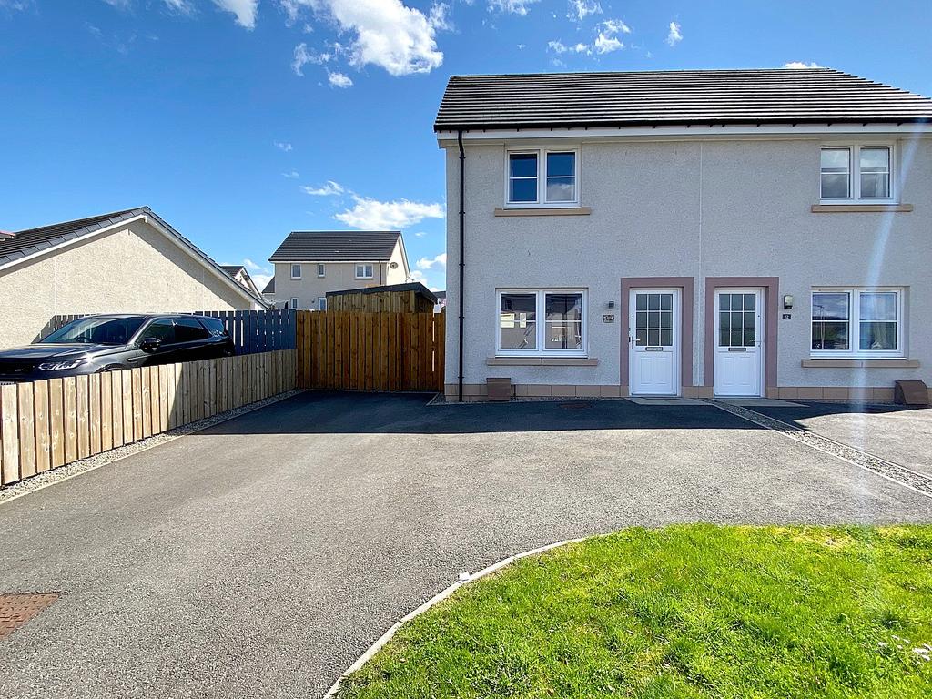 14 Thistle Road, CONON BRIDGE, IV7 8FG 2 bed semidetached house £170,000