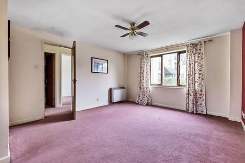14a Beechgate, Witney, OX28 4JL