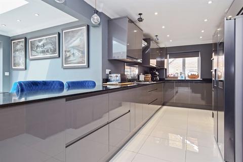 4 Albion Close, Herne Bay, CT6 7LS