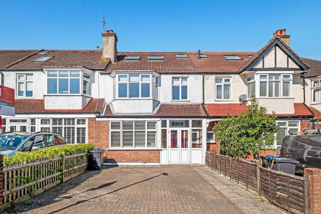 Fairway, Raynes Park 4 bed terraced house £850,000