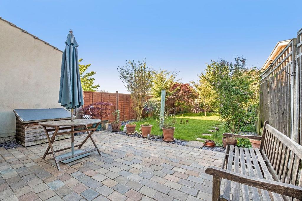 Fairway, Raynes Park 4 bed terraced house £850,000