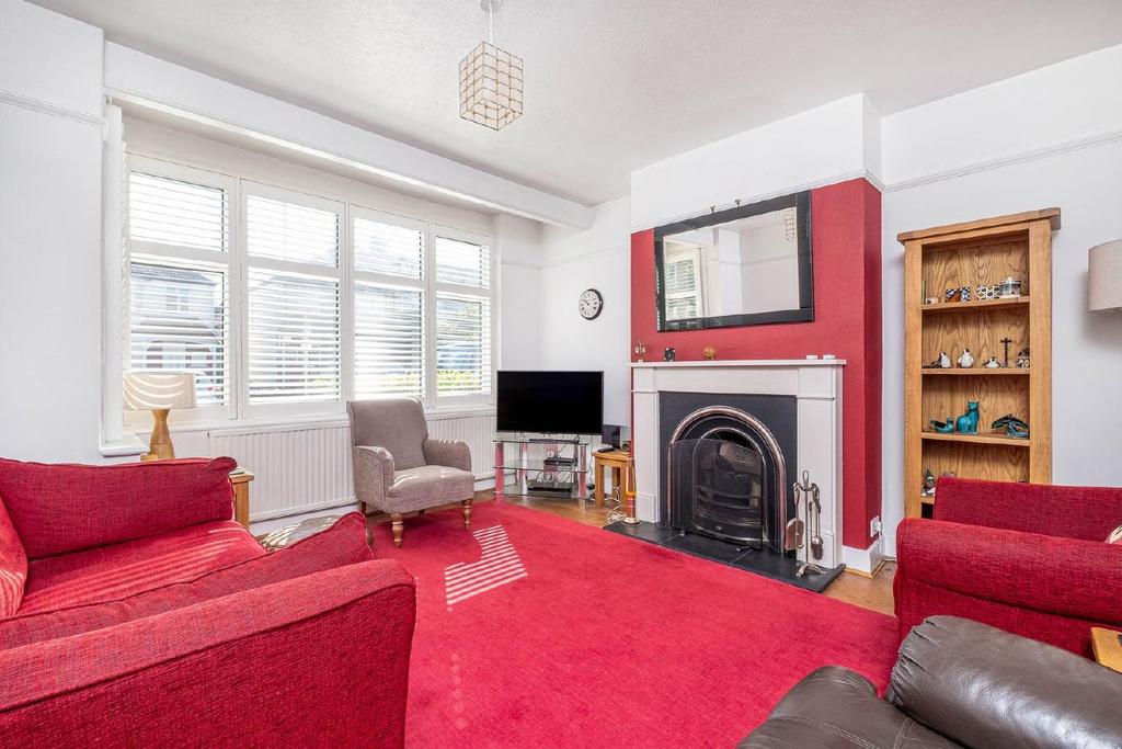 Fairway, Raynes Park 4 bed terraced house £850,000