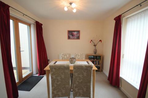8 Barrack Close, Telford, TF3 5HS
