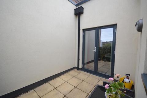 8 Barrack Close, Telford, TF3 5HS