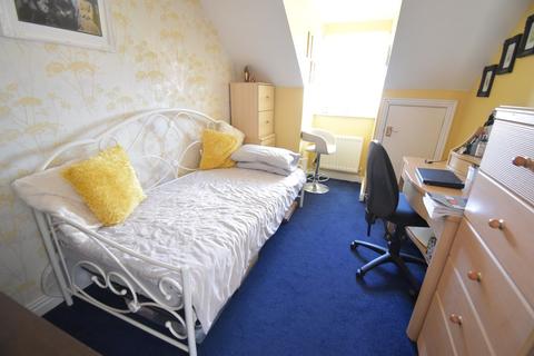 15 Greenway, Burton-on-trent, DE15 0AR