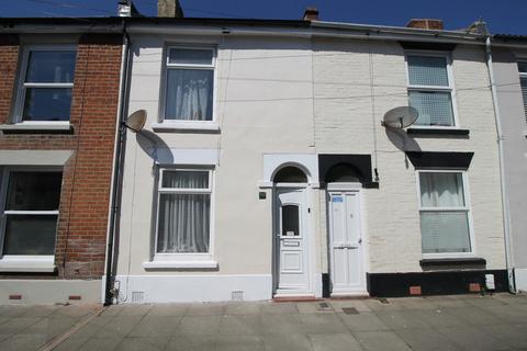 2 bedroom terraced house to rent, Napier Road, Southsea