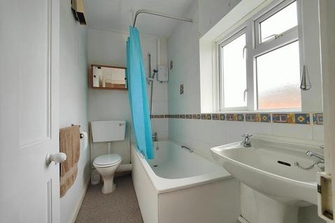 10 Bowden Road, Templecombe, BA8 0LB