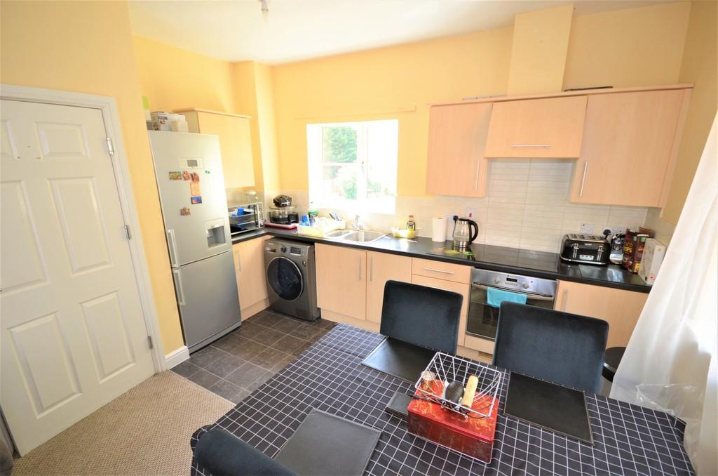 Isabelle Court, Kettering 2 bed apartment £130,000