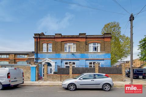 Flat 3, Waldo House Trenmar Gardens, London, NW10 6BD
