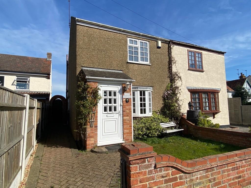 Station Road, HoptononSea 3 bed cottage £895 pcm (£207 pw)