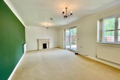 5 bedroom detached house to rent, Foxglove Avenue, Melton Mowbray