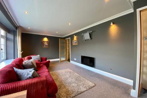 21 Byefield Grove, East Ayton, Scarborough, YO13 9ES