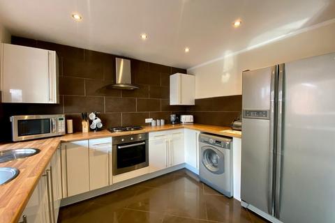 21 Byefield Grove, East Ayton, Scarborough, YO13 9ES