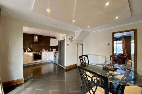 21 Byefield Grove, East Ayton, Scarborough, YO13 9ES