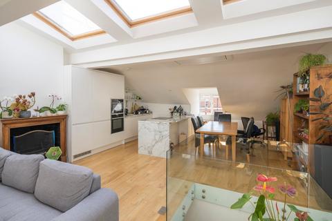 3 bedroom duplex for sale, Randolph Avenue, Little Venice, London, W9