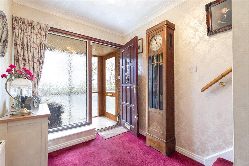 Layton Park Drive, Rawdon, Leeds... 3 bed detached house £425,000