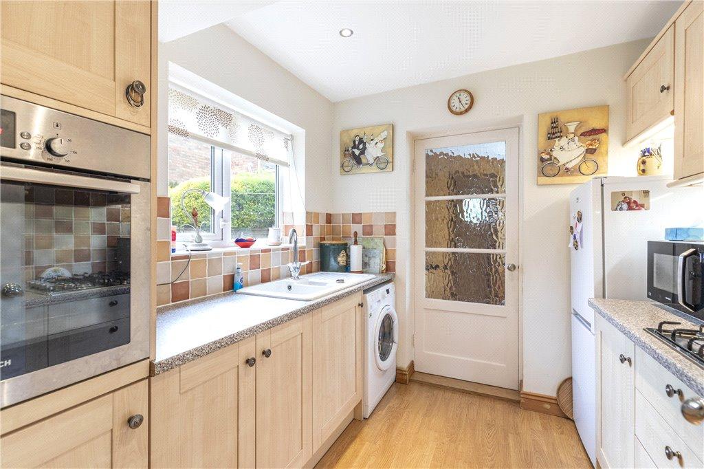 Layton Park Drive, Rawdon, Leeds... 3 bed detached house £425,000