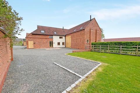 2 bedroom barn conversion for sale - Stratford Road, Wootton Wawen, Henley-In-Arden
