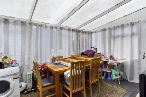 36 Beckgrove Close, Cardiff, CF24 2SE