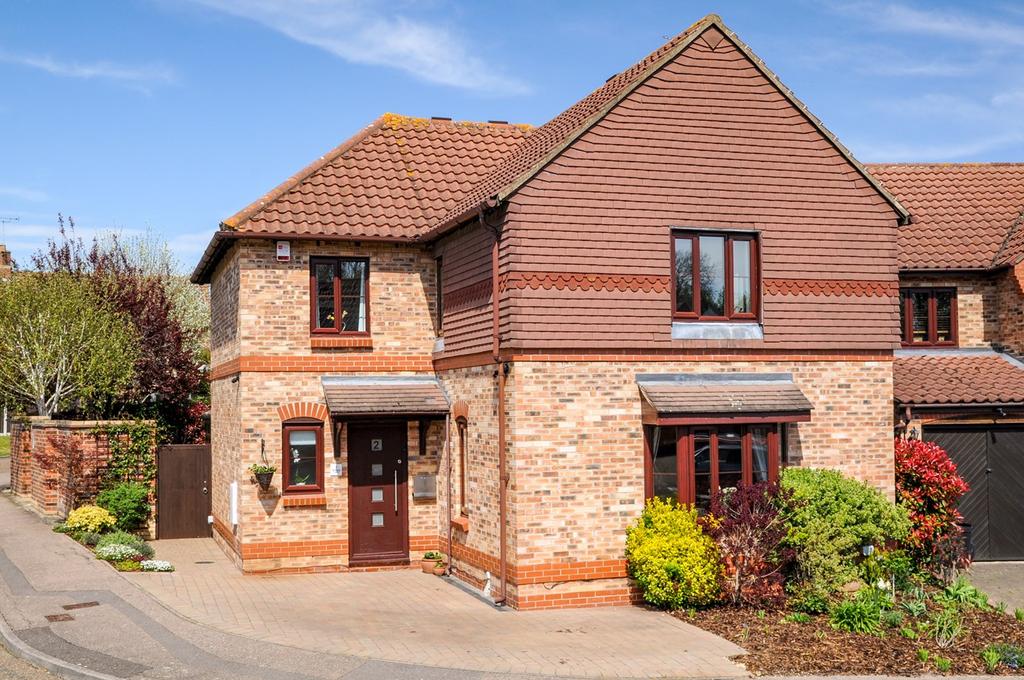 Bunting Lane, Billericay, CM11 4 bed detached house £795,000