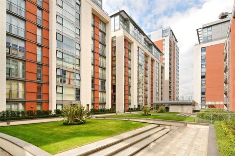 3 bedroom flat for sale, Capital East Apartments, 19 Western Gateway, Royal Victoria Docks, London, E16 1AR