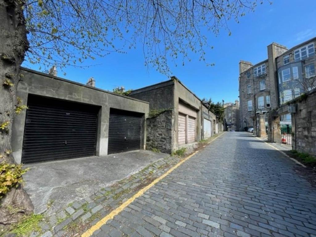 13A Lyndoch Place Lane Garage, West... Parking £200 pcm (£46 pw)