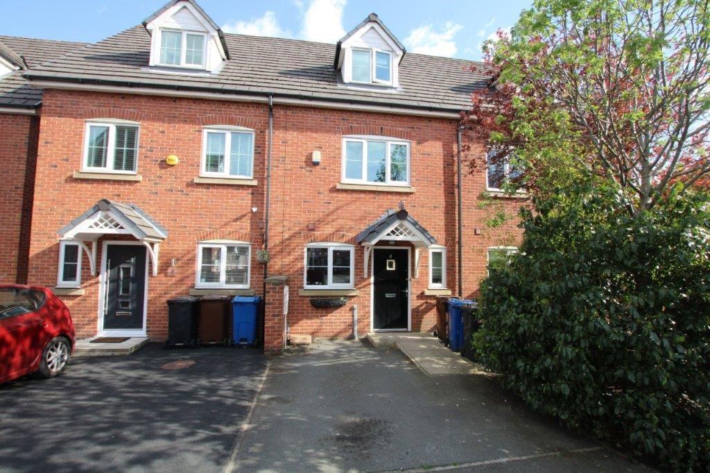 Lowerfield Gardens, Golborne, Warrington, WA3 3 bed townhouse £199,950