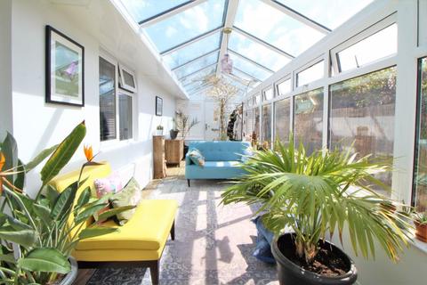 7 Deeside, Heswall, Wirral, CH60 9LB