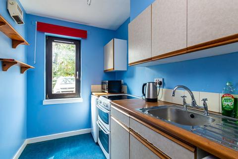 17/2 Eyre Place, Edinburgh, EH3 5EW
