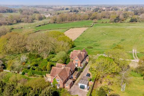 1, Wall Farm Cottages Harkstead Road, Holbrook, Ipswich, IP9 2RQ