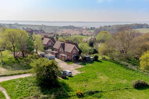 4, Wall Farm Cottages Harkstead Road, Holbrook, Ipswich, IP9 2RQ