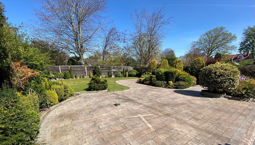 Lendel Close, Formby, Liverpool, L37 3 bed detached house £599,950