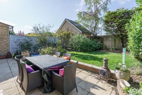 24 Hodgson Close, Fritwell, Bicester, OX27 7QB