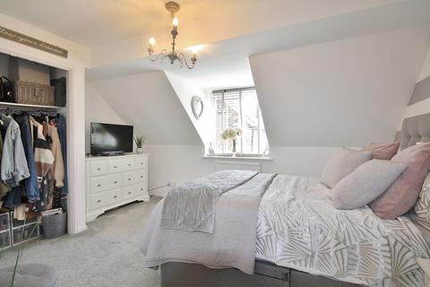 63 Cotswold Meadow, Witney, OX28 5FA