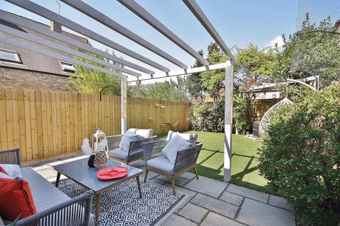 63 Cotswold Meadow, Witney, OX28 5FA
