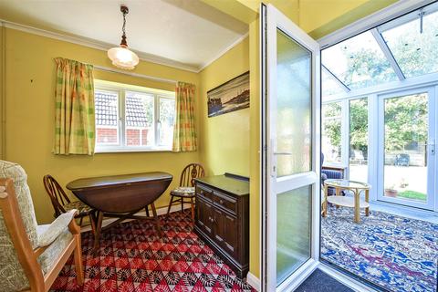 3 Lower Evingar Road, Whitchurch, RG28 7BX