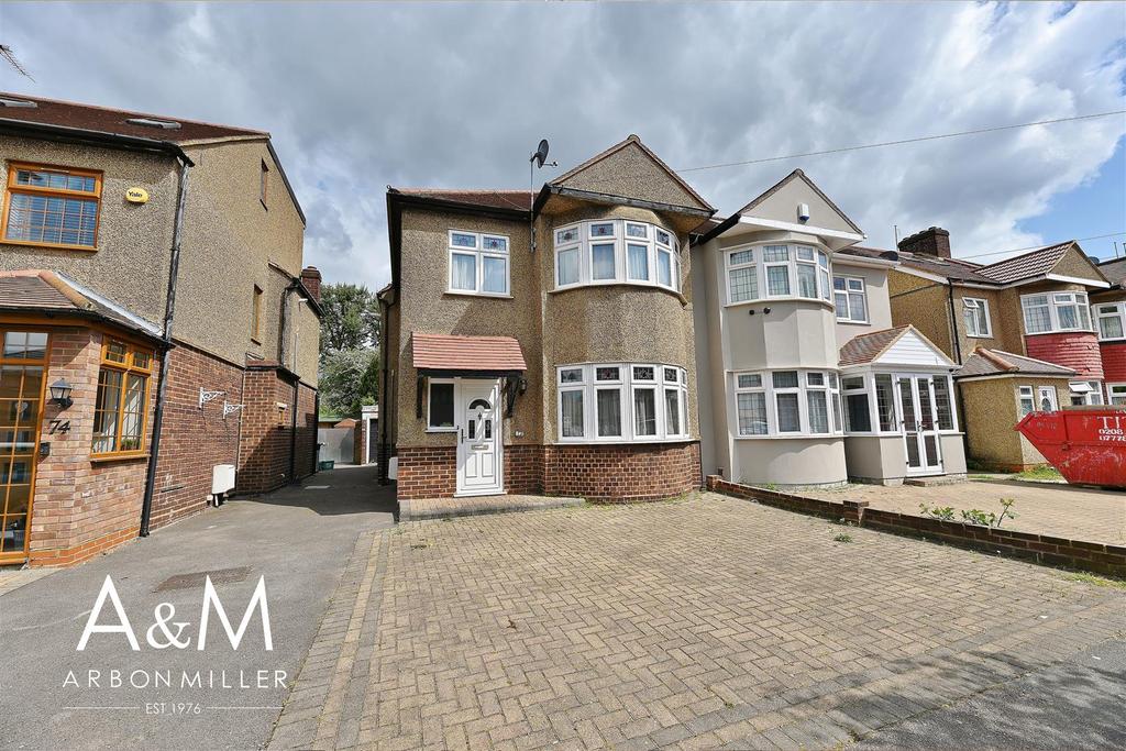 Torquay Gardens, Redbridge 3 bed end of terrace house for sale £575,000