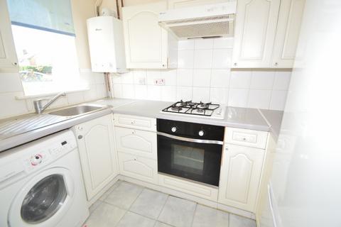 1 bedroom terraced house to rent, Meadfield Road, Langley, Berkshire, SL3