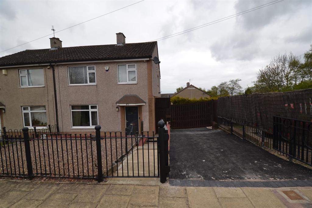 Felcourt Drive, Holmewood, Bradford 3 bed semidetached house £119,950