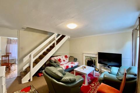 72 Grasscroft, Northampton, NN2 8TR