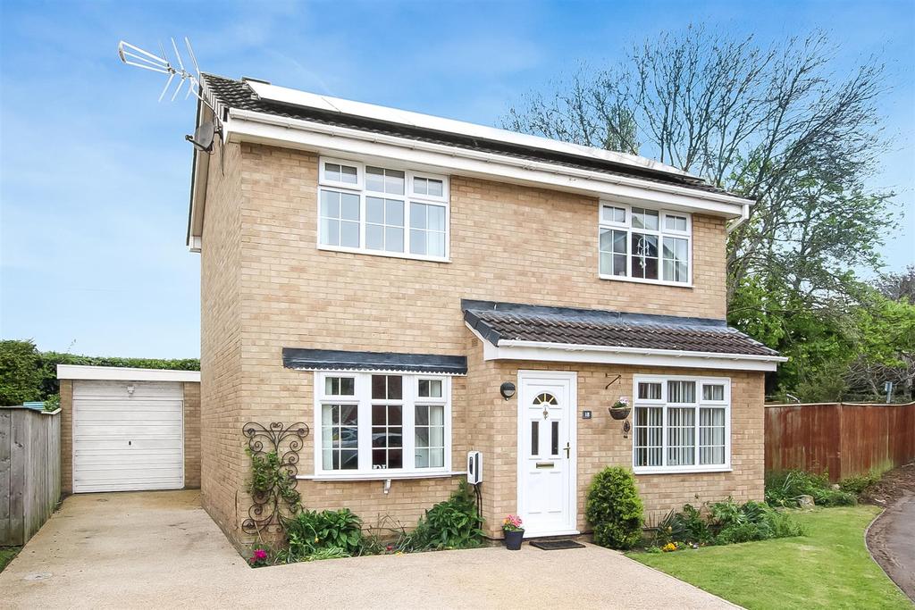 Southwell Green, Darlington 3 bed detached house £200,000