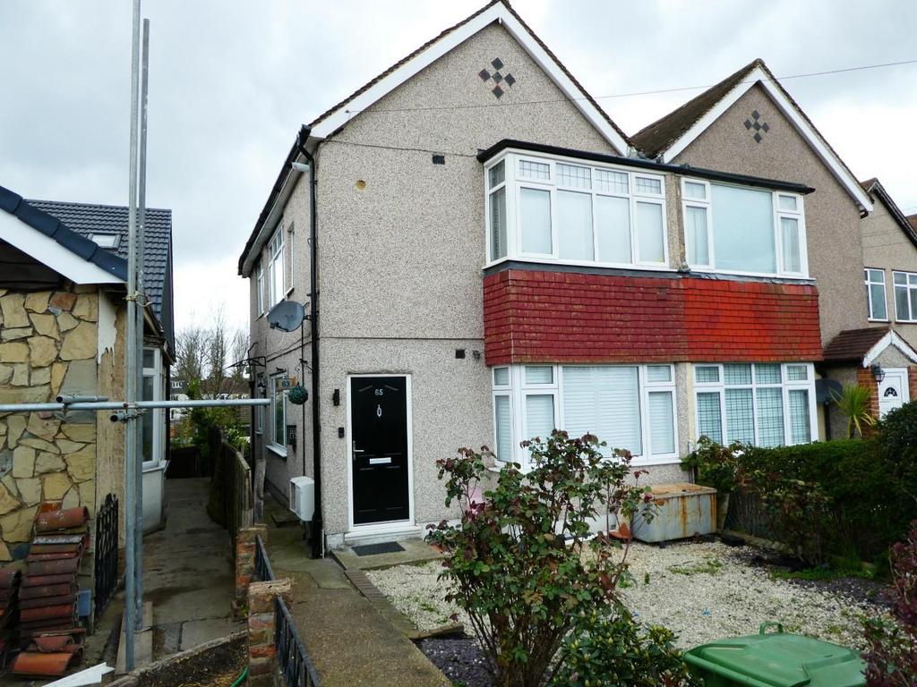 Grey Towers Avenue, Hornchurch 1 bed £1,150 pcm (£265 pw)